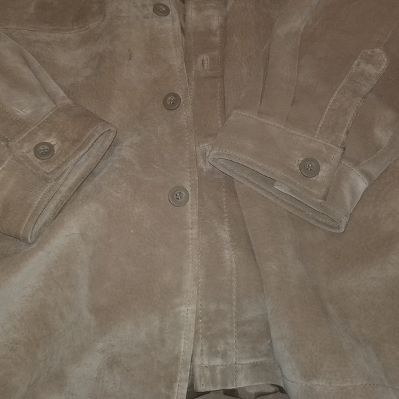 Jacket - Picture 3 of 4